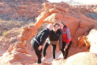 valley_of_fire_bridge_girls.jpg